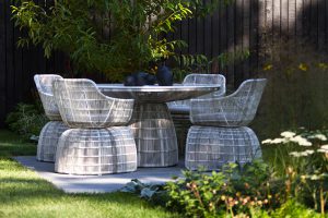 Ian Barker Gardens_Melbourne International Flower & Garden Show 2016_Erik Holt Photography_Outdoor Furniture
