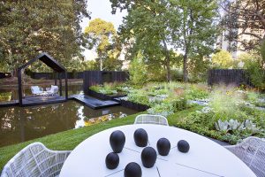 Ian Barker Gardens_Melbourne International Flower & Garden Show 2016_Sally Plottel Photography_Outdoor Furniture & Belinda Winkler Sculpture