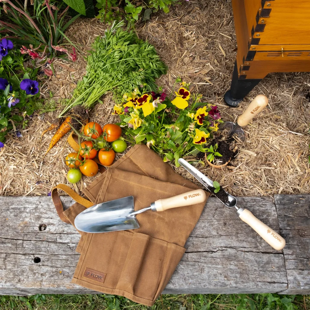 Flow garden tools
