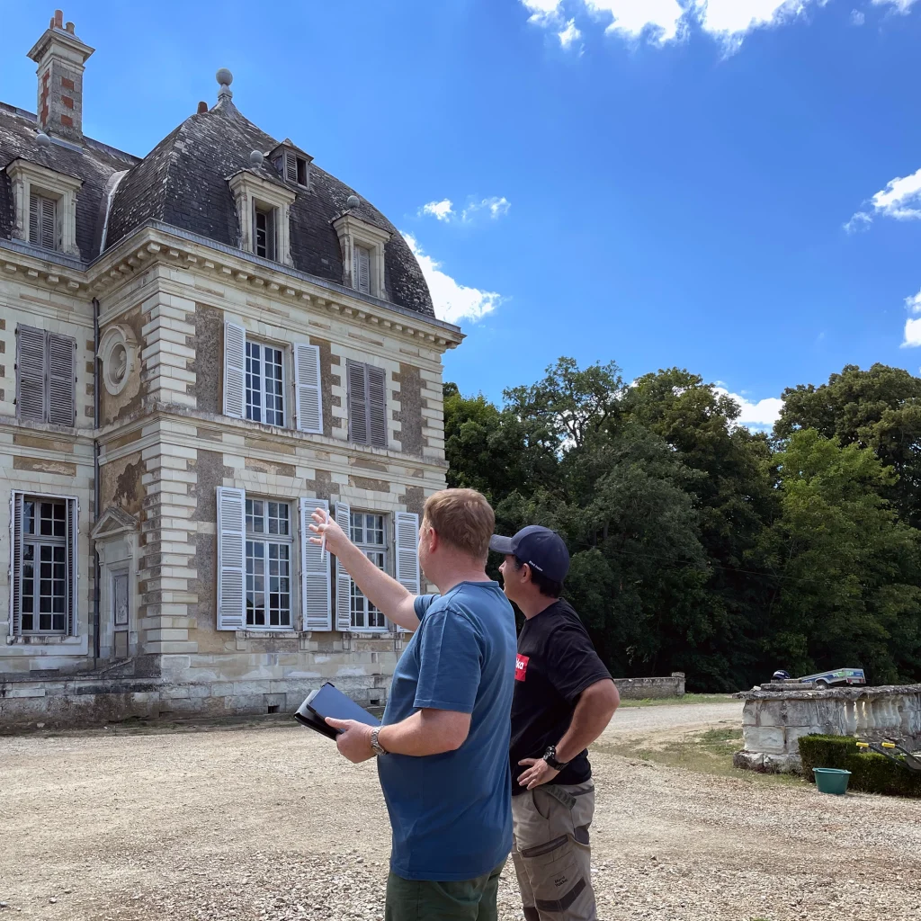 Ian Barker and Tim Holding at Château de Purnon